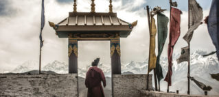 Le yogi des sommets, reportage dans Le Monde Le yogi des sommets, reportage dans Le Monde