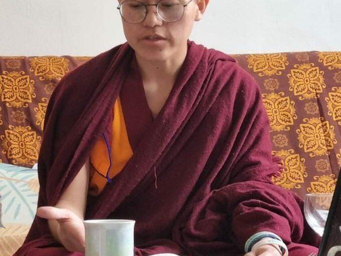 Samedi 20 décembre 2025 : LopönMa Samten Angmo à Paris – Les 37 pratiques des Bodhisattvas, de Gyalse Thogme Zangpo